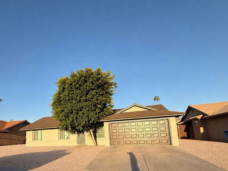 1769 N Central Dr — Photo 1