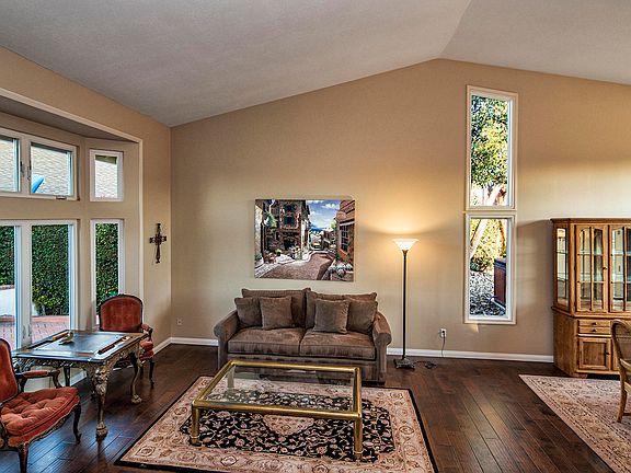 2nd image of 1760 Sespe Dr