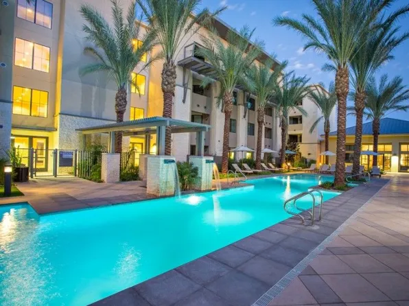 The Lincoln Scottsdale