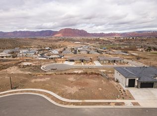 3942 W Sunrise Dr, Santa Clara, UT 84765