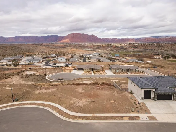 3942 W Sunrise Dr, Santa Clara, UT 84765