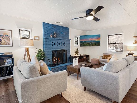 3rd image of 558 Badger Ln