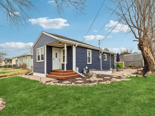 2407 E 39th Ct, Des Moines, IA 50317