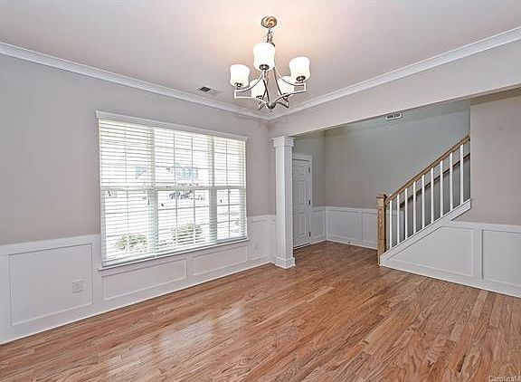 3rd image of 5923 McClintock Dr