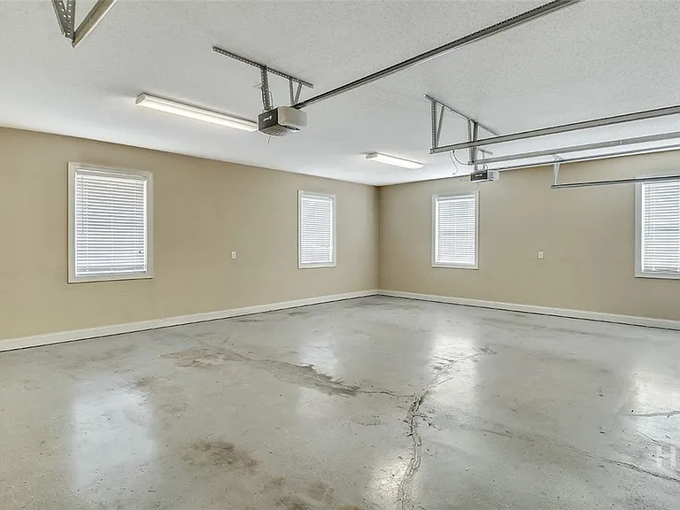 1802 Woodside Rdg — Photo 37
