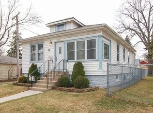 3532 Blanchan Ave, Brookfield, IL 60513