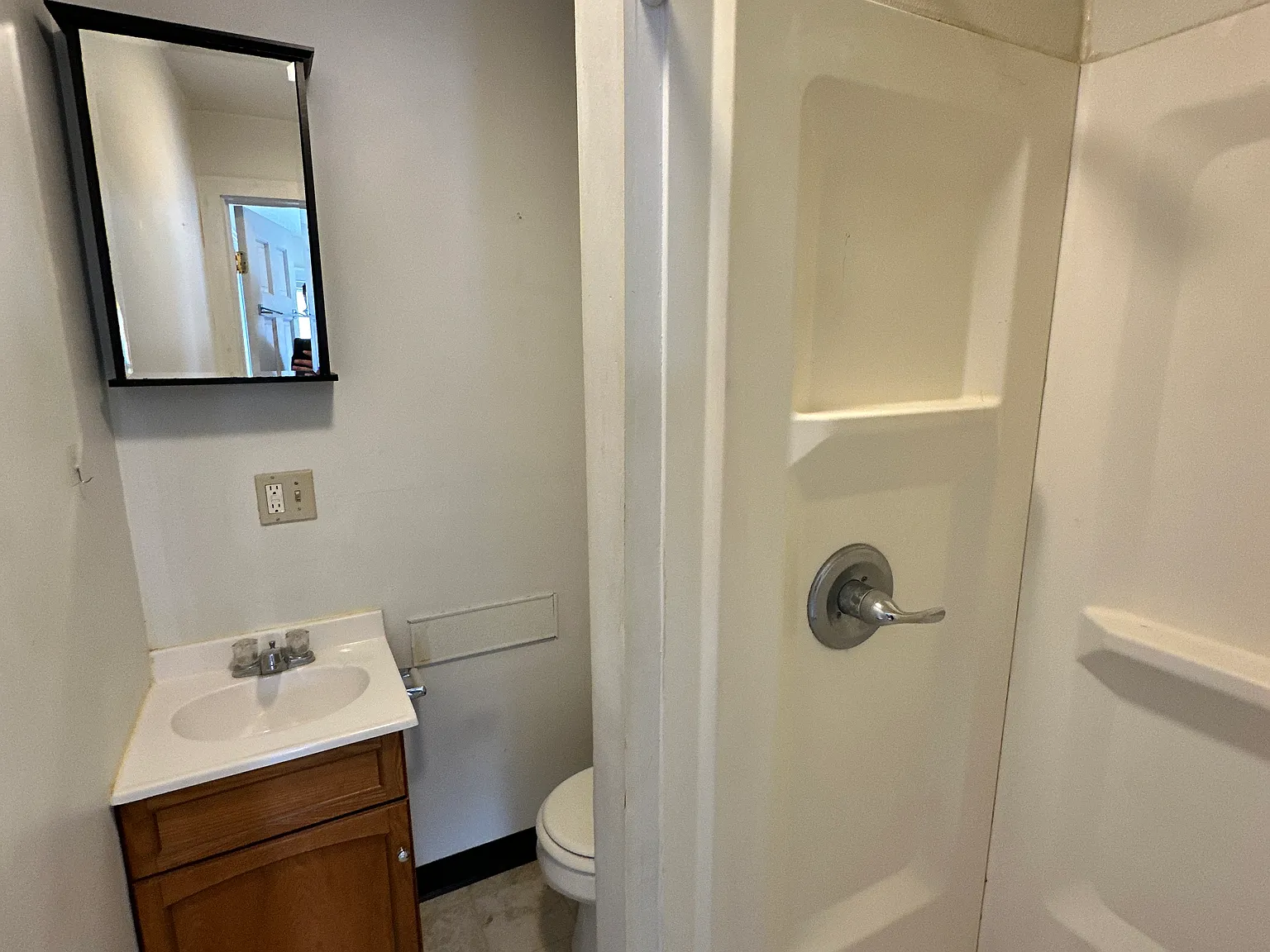 1 bed, 400 sqft, $610 — Photo 4