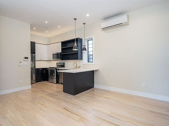 3rd image of 609 Communipaw Ave #29E