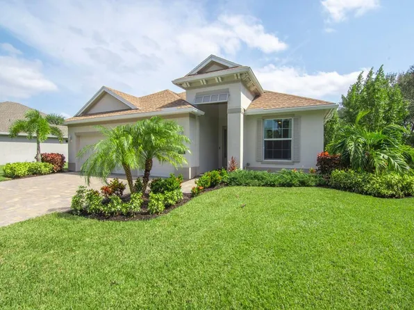 8310 Summer Lake Drive, Vero Beach, FL 32967