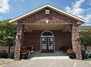 5532 Hanrehan Lake Blvd, Savage, MN 55378