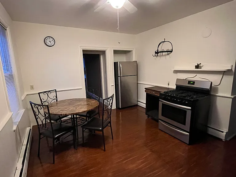 73 Hope St #1 — Photo 8