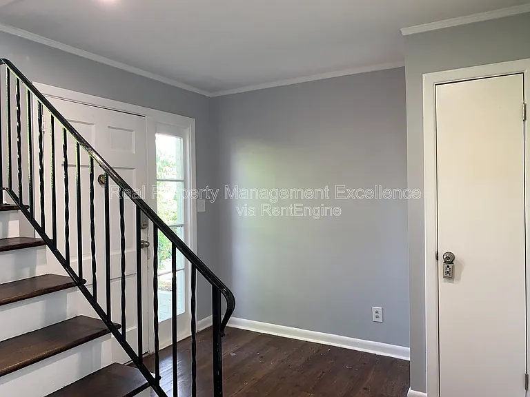 1136 Gorman St #C — Photo 16