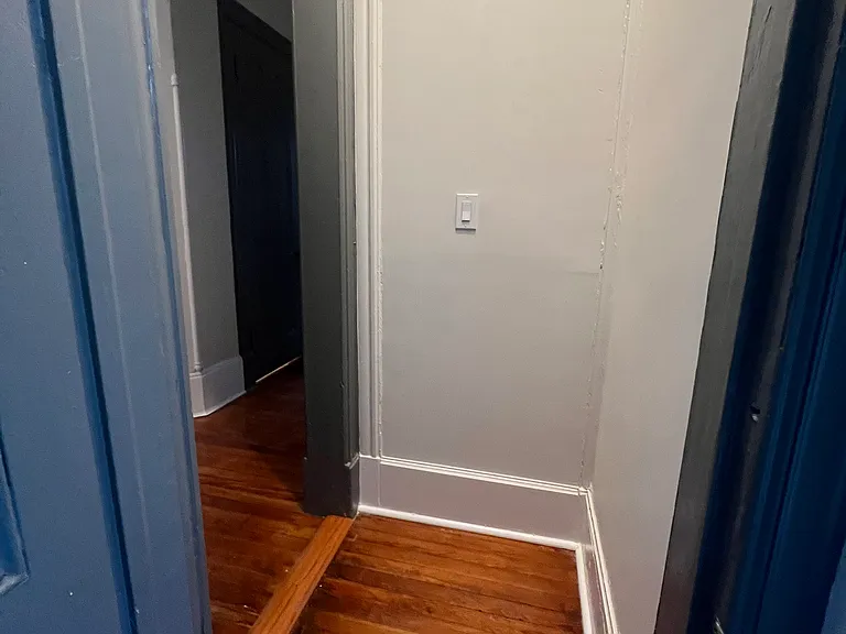 286 Grand St #302 — Photo 3