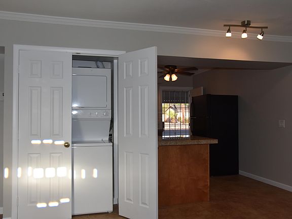 4th image of 6804 E 2nd St APT 4