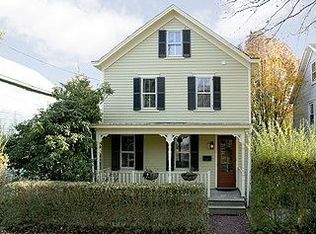 9 Hart Ave, Hopewell, NJ 08525