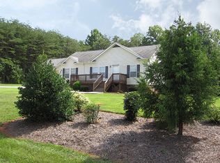 1065 Johnson Farm Rd, Pilot Mountain, NC 27041