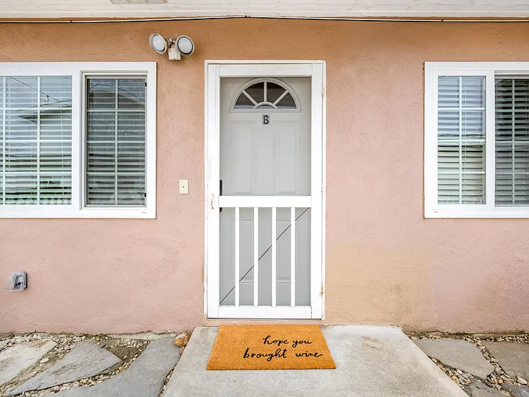 177 Virginia Pl #B — Photo 32