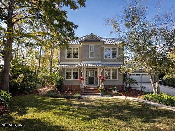 2nd image of 3899 ARDEN Street