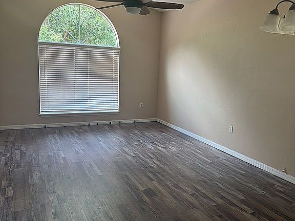 2nd image of 12118 Colony Lakes Blvd
