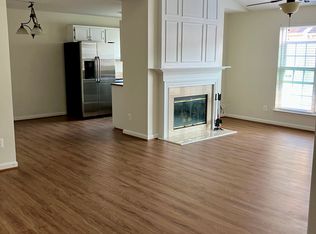 1137 Huntmaster Ter NE Unit 301, Leesburg, VA 20176