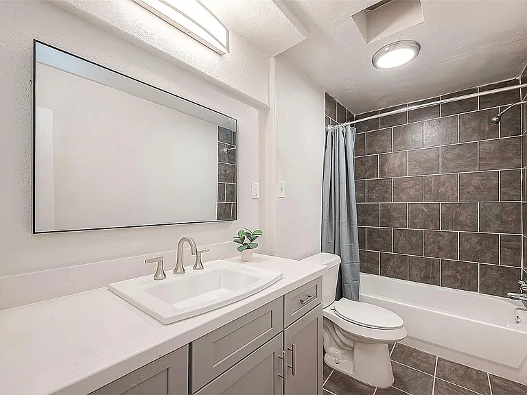 2601 Marilee Ln #3 — Photo 14