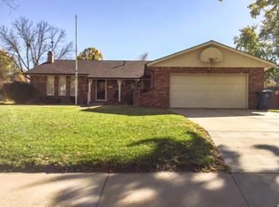 1001 Wyoming Ave, Hutchinson, KS 67502