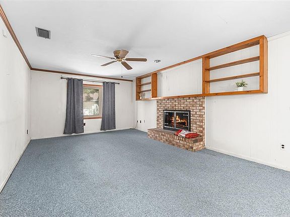 3rd image of 10503 NW 25th Pl