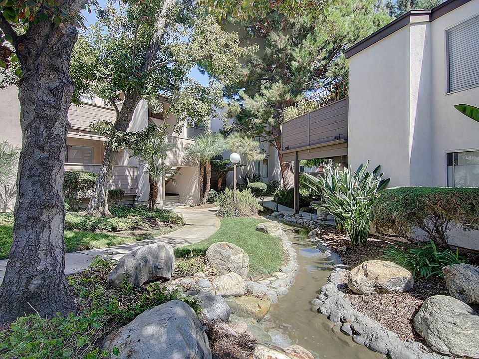 1st image of 1490 Cabrillo Park Dr APT B