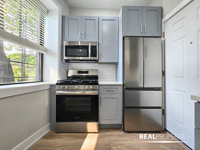 428-38 West Belden — Photo 104