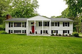 2nd image of 77 Middle Patent Rd