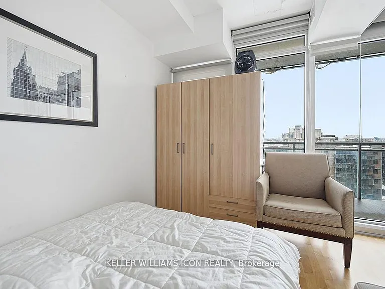 324 Laurier Ave W #1301 — Photo 20