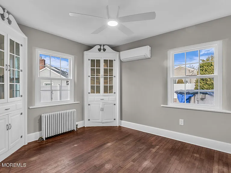 18 Maiden Ln — Photo 10