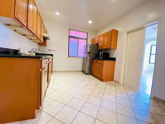 5th image of 30-59 32nd St #2