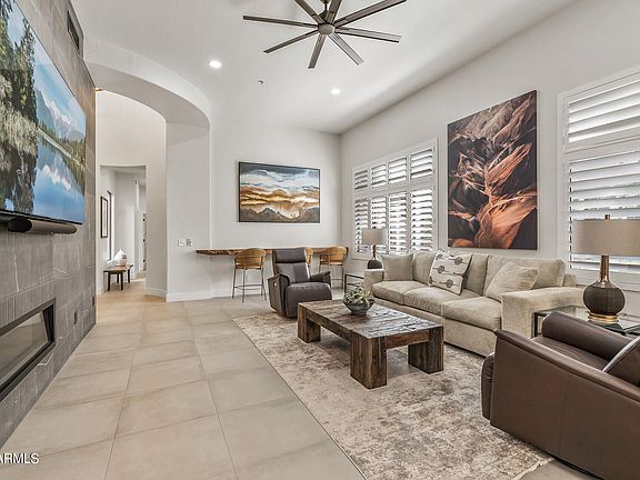 2nd image of 19550 N GRAYHAWK Drive #1127
