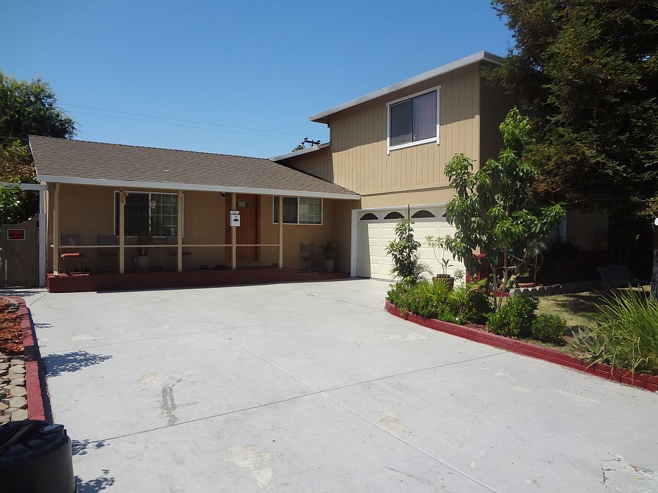1st image of 43297 Arkwood St