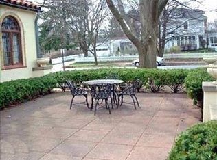 102 Beverly Pl, Dayton, OH 45419