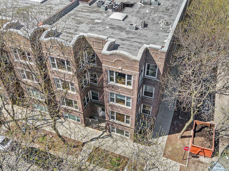1st image of 7654 N Greenview Ave Unit 2