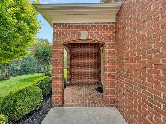 5th image of 6542 Fairway Estates Dr