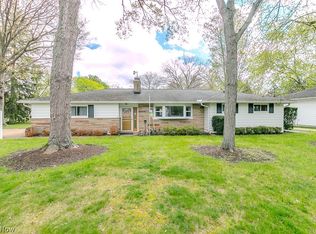 7003 Parmelee Dr, Mentor, OH 44060