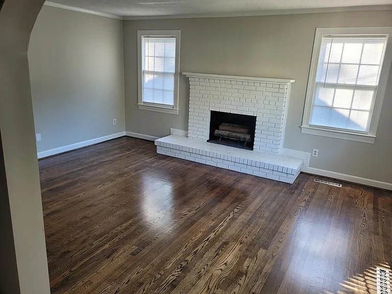 910 Edwards Ave — Photo 18