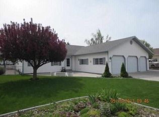 2950 Teeples Dr, Blackfoot, ID 83221
