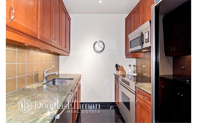 Sold by Douglas Elliman | media 4