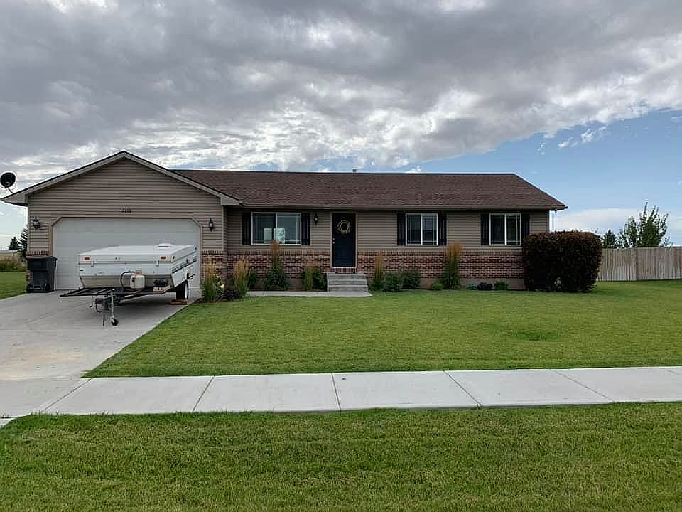 1st image of 2955 Sagebrush St