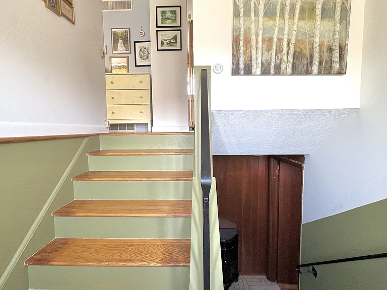 229 Blair Dr — Photo 5