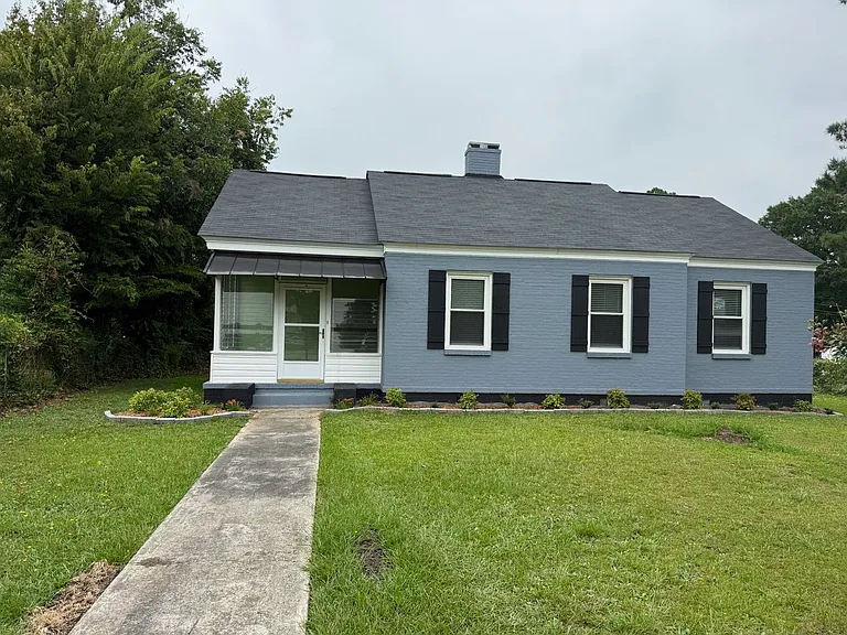 607 Joan St — Photo 1