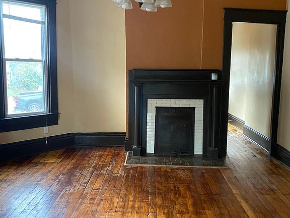5th image of 175 E Loudon Ave Suite A