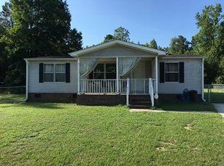 4542 Sullivan St, Fayetteville, NC 28312