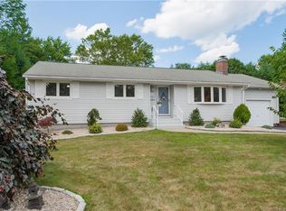 142 School House Rd, Newington, CT 06111