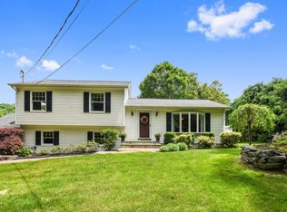 186 Bullet Hole Rd, Carmel, NY 10512