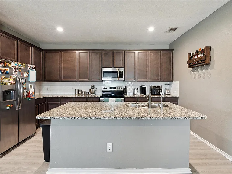 4522 Heathers Cross — Photo 10